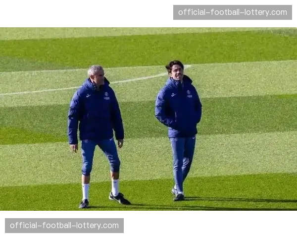 朗斯绝境逆转保争冠希望，死咬巴黎不放弃冠军争夺